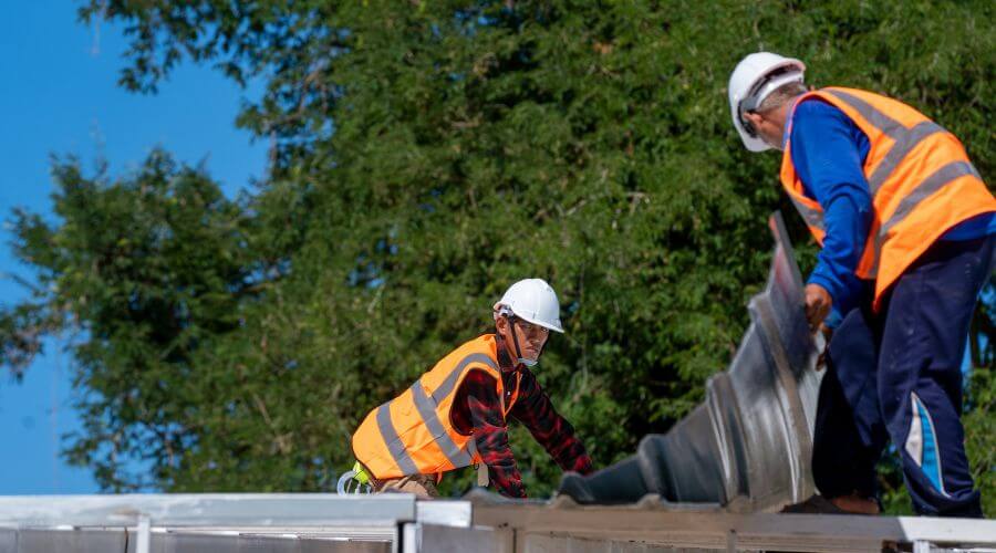 Roof repair in Farson, WY